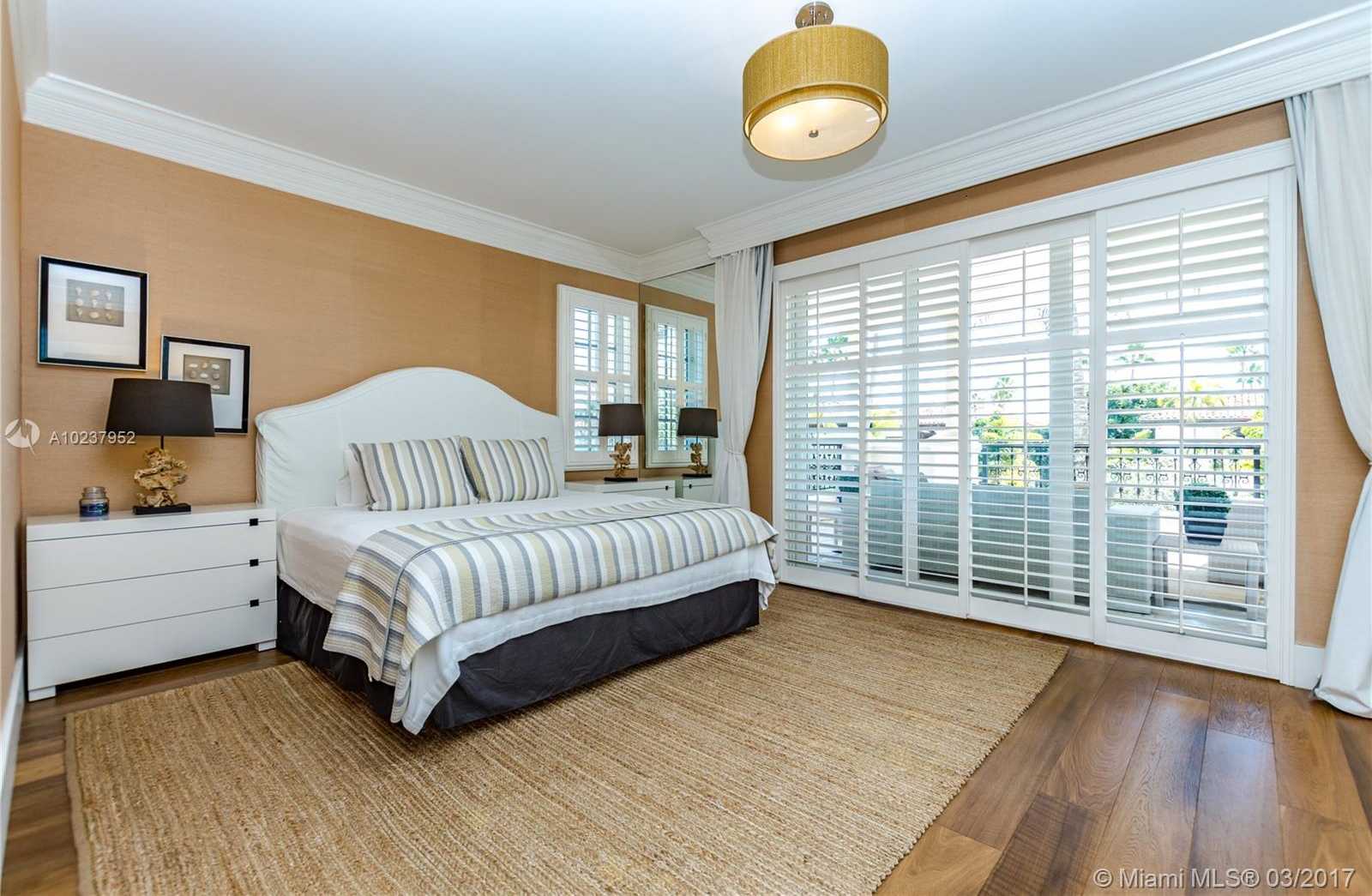 Small Image of 19123 FISHER ISLAND DR #19123, Miami Beach Number 31