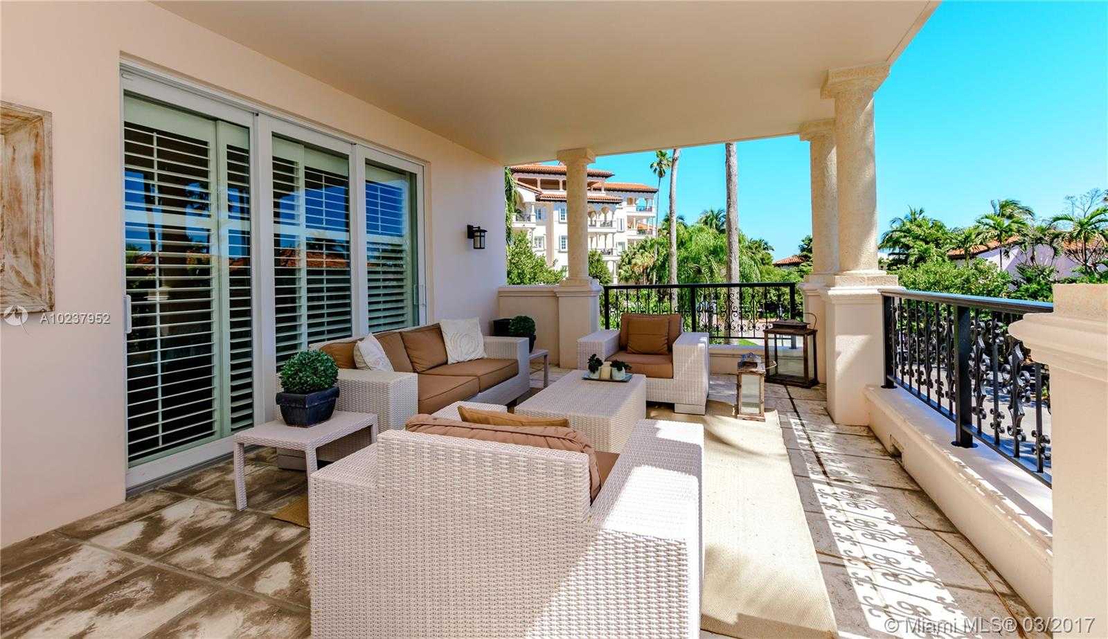 Small Image of 19123 FISHER ISLAND DR #19123, Miami Beach Number 35