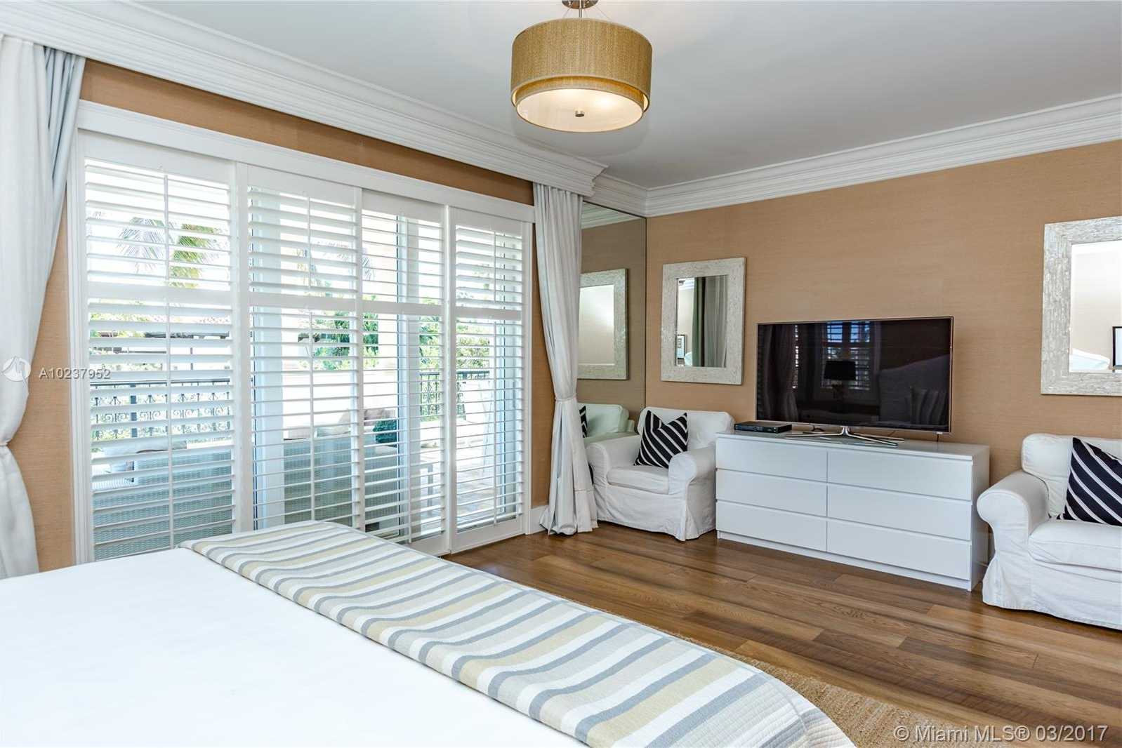 Small Image of 19123 FISHER ISLAND DR #19123, Miami Beach Number 5