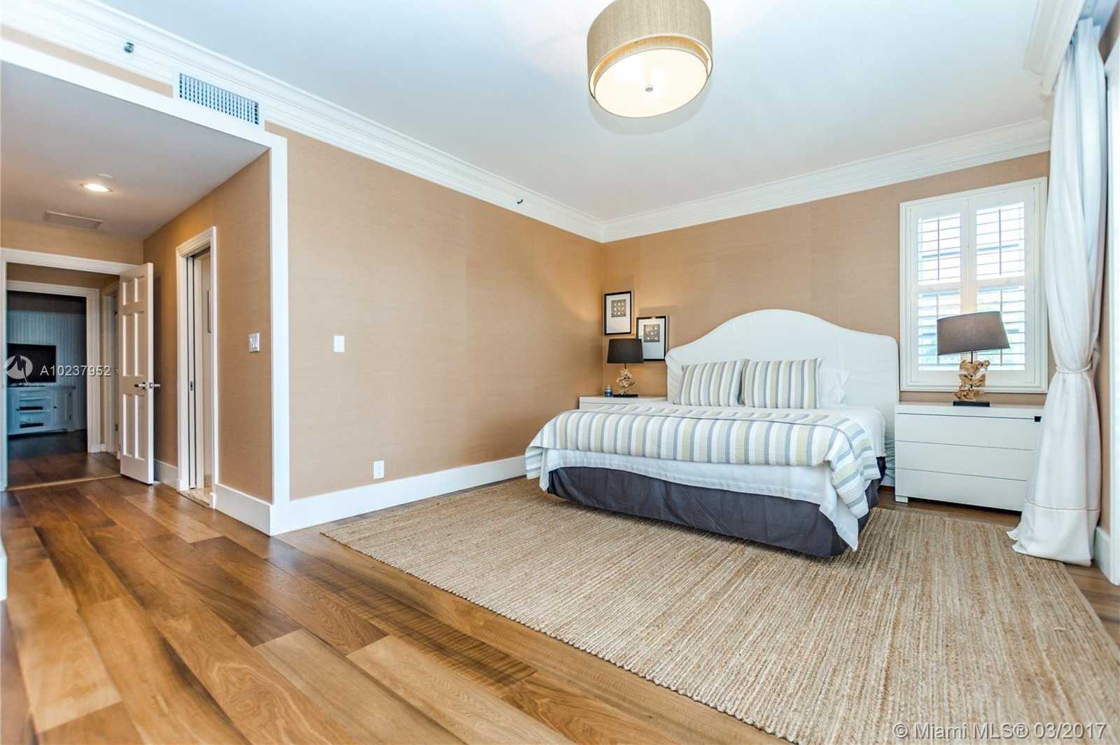 Small Image of 19123 FISHER ISLAND DR #19123, Miami Beach Number 6