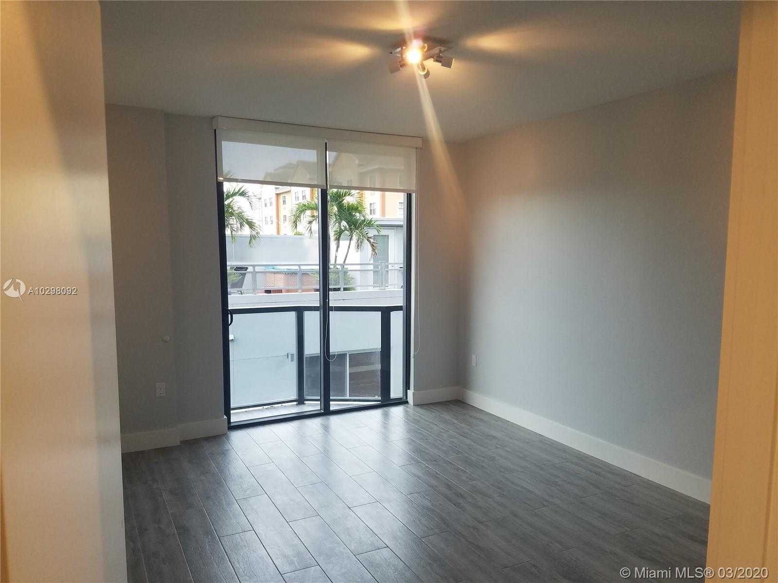 Small Image of 201 SOUTH WEST 17TH RD #401, Miami Number 13