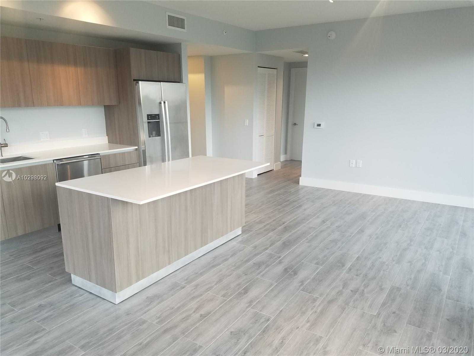 Small Image of 201 SOUTH WEST 17TH RD #401, Miami Number 8