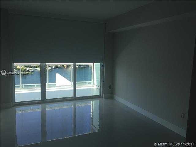 Small Image of 400 Sunny Isles Blvd, Sunny Isles Beach, FL 33160, USA Number 16