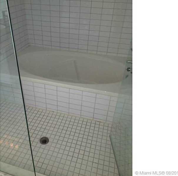 Small Image of 888 BISCAYNE BL #4204, Miami Number 11