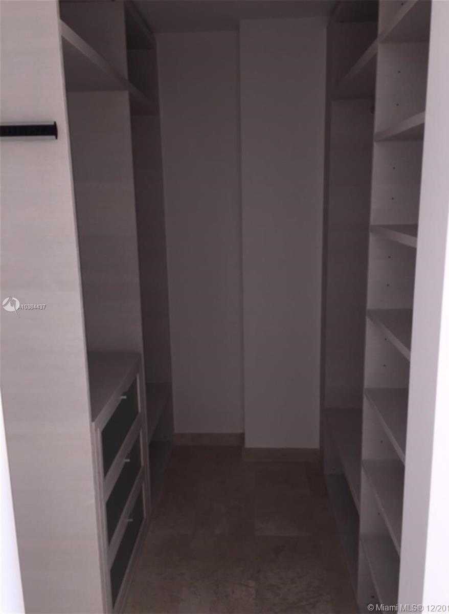 Small Object Image