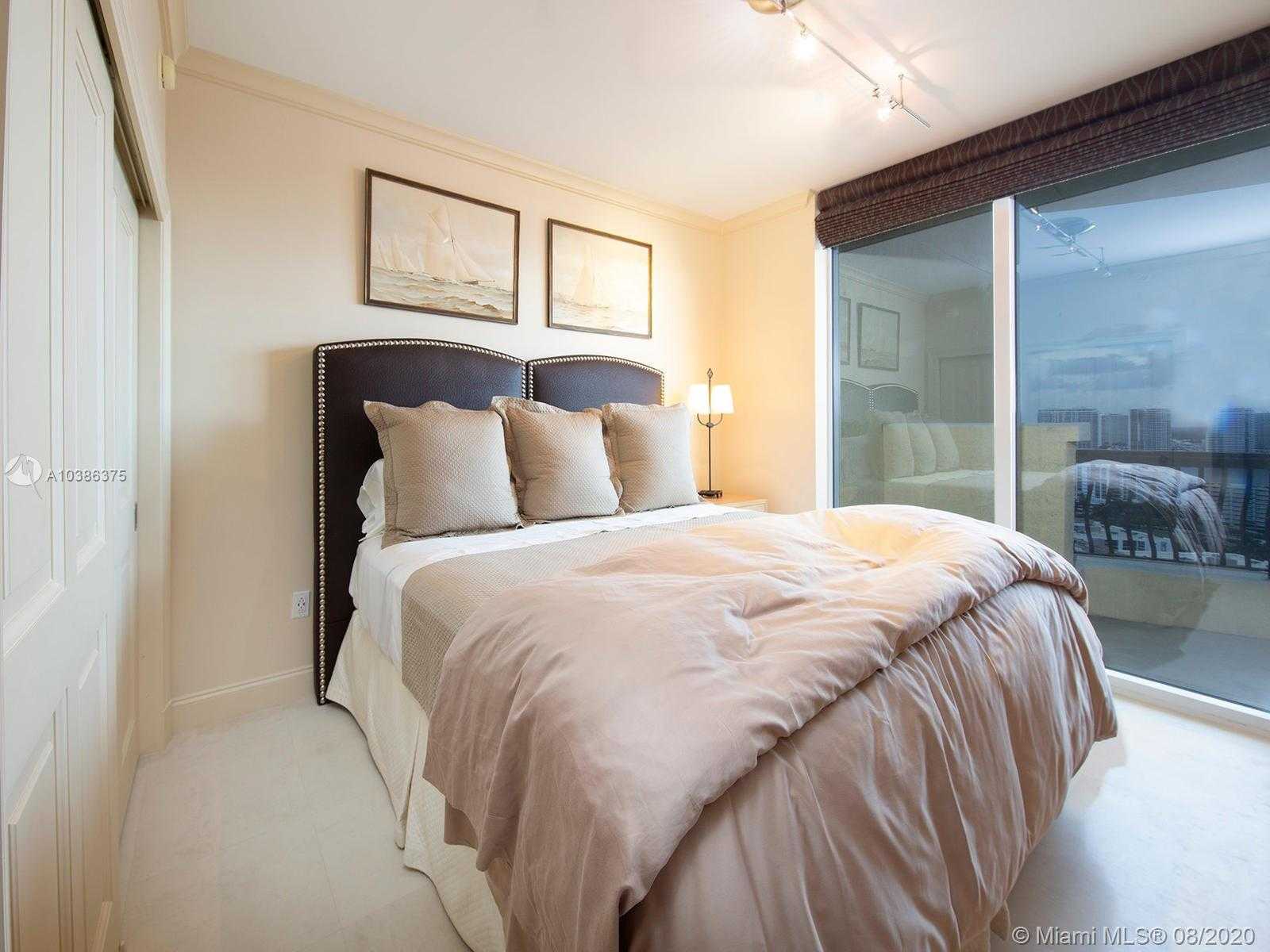 Small Image of 17875 COLLINS AVE #2305, Sunny Isles Beach Number 8