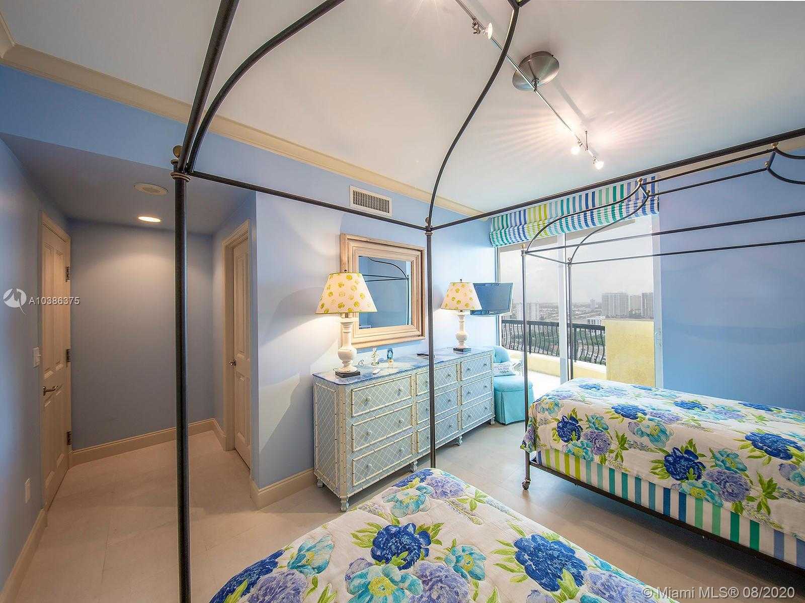 Small Image of 17875 COLLINS AVE #2305, Sunny Isles Beach Number 9