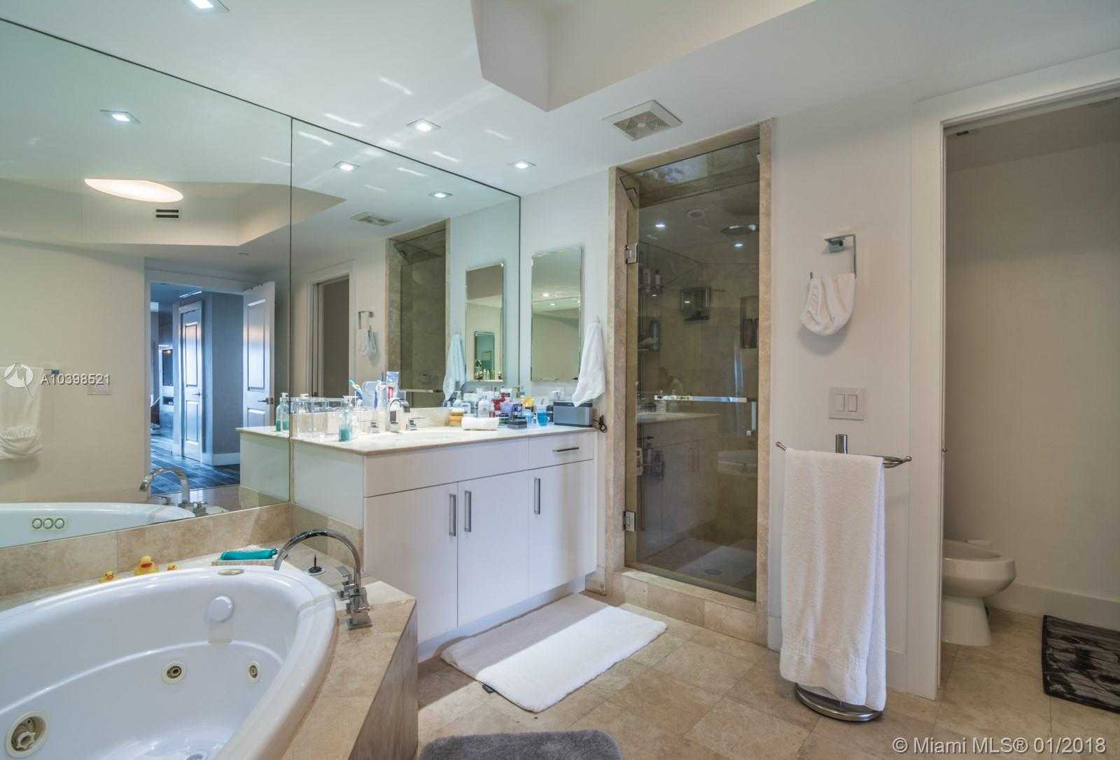 Small Image of 6000 Island Blvd, Aventura, FL 33160, USA Number 21