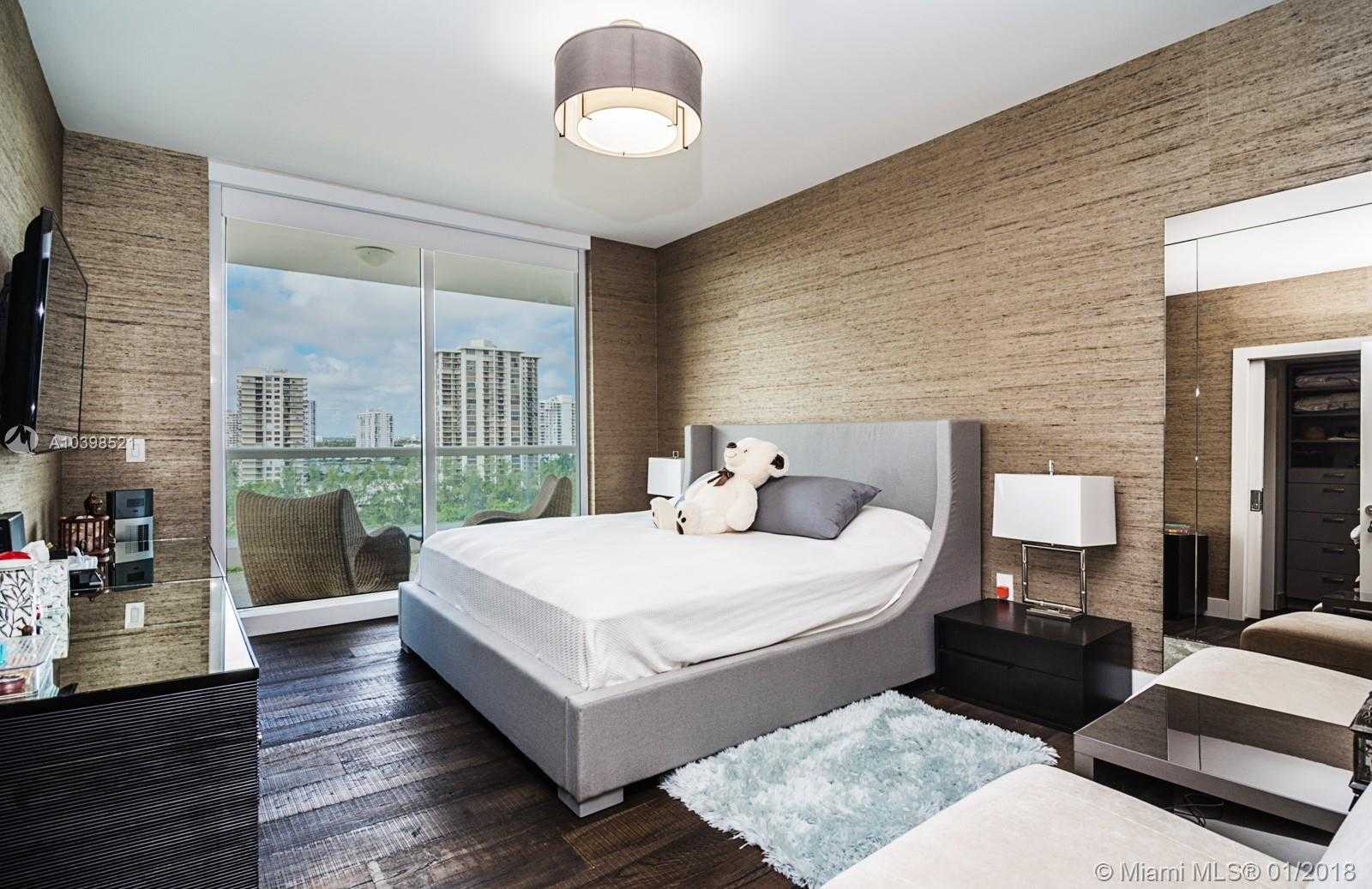 Small Image of 6000 Island Blvd, Aventura, FL 33160, USA Number 24