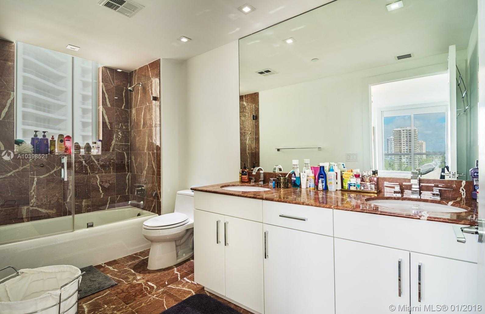 Small Image of 6000 Island Blvd, Aventura, FL 33160, USA Number 29