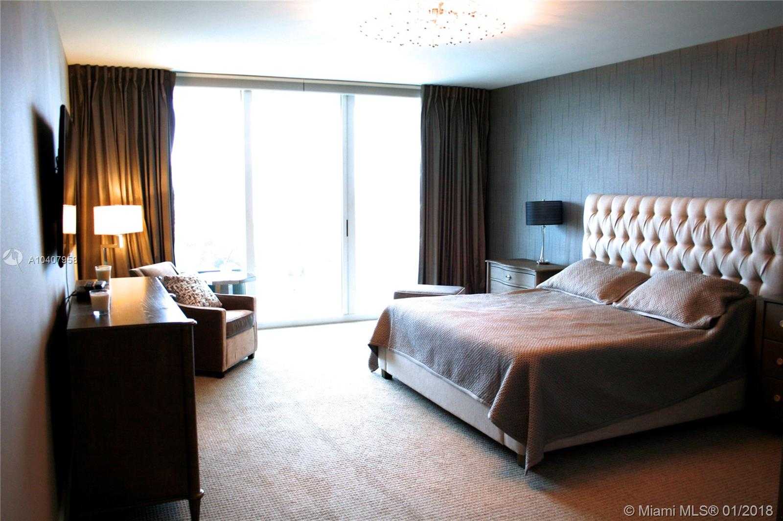 Small Image of 3301 NE 183rd St, Aventura, FL 33160, USA Number 16