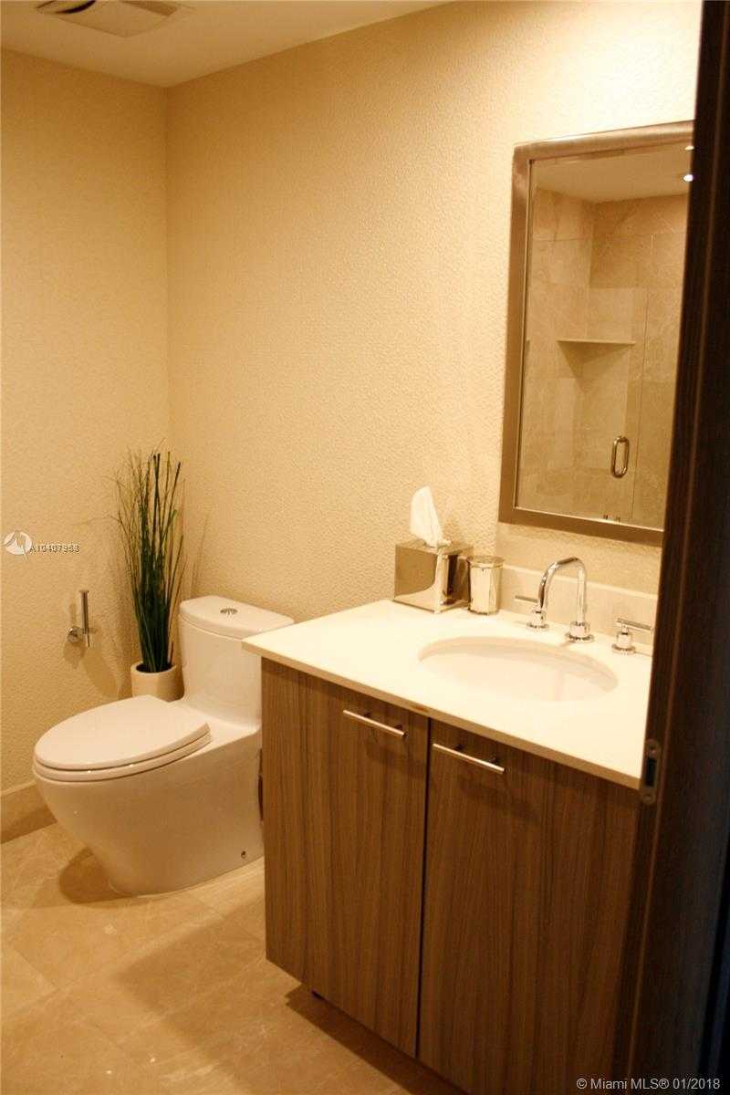 Small Image of 3301 NE 183rd St, Aventura, FL 33160, USA Number 22