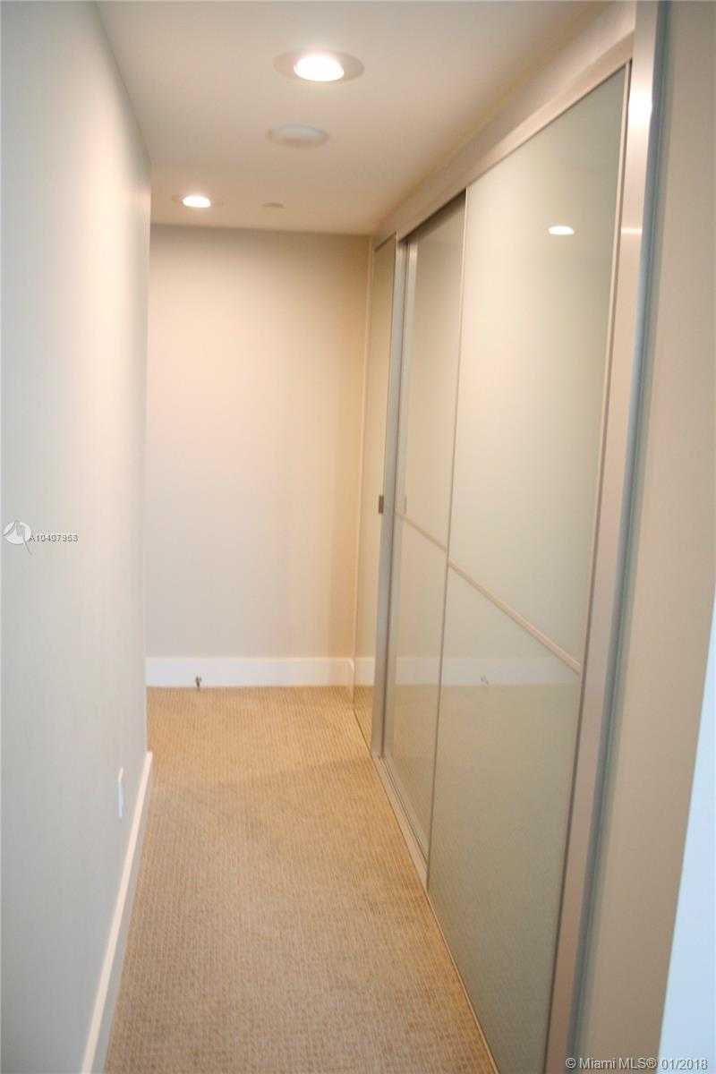 Small Image of 3301 NE 183rd St, Aventura, FL 33160, USA Number 27