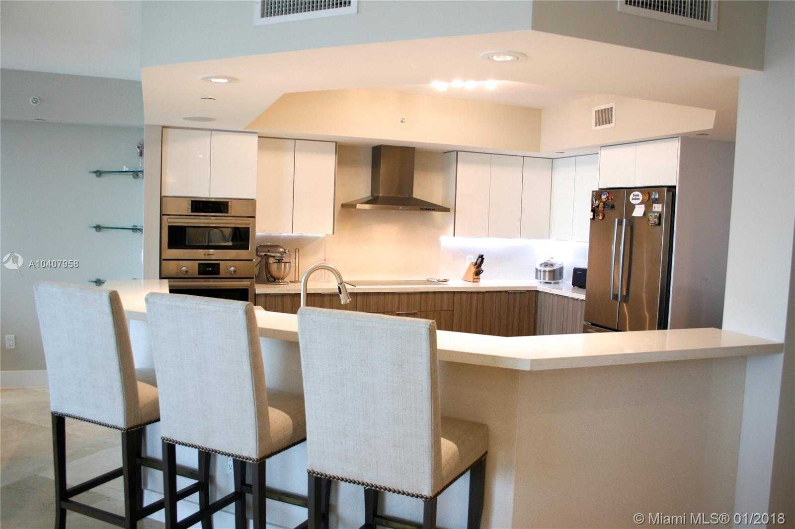 Small Image of 3301 NE 183rd St, Aventura, FL 33160, USA Number 4