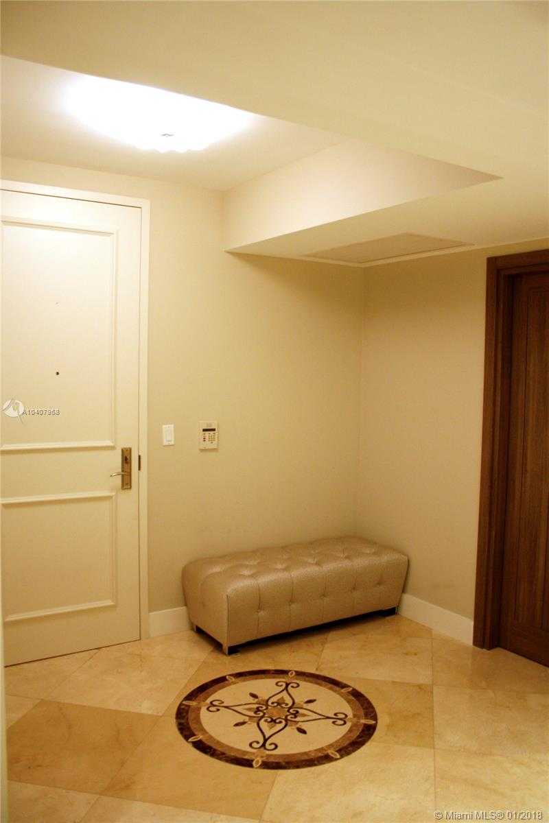 Small Image of 3301 NE 183rd St, Aventura, FL 33160, USA Number 8