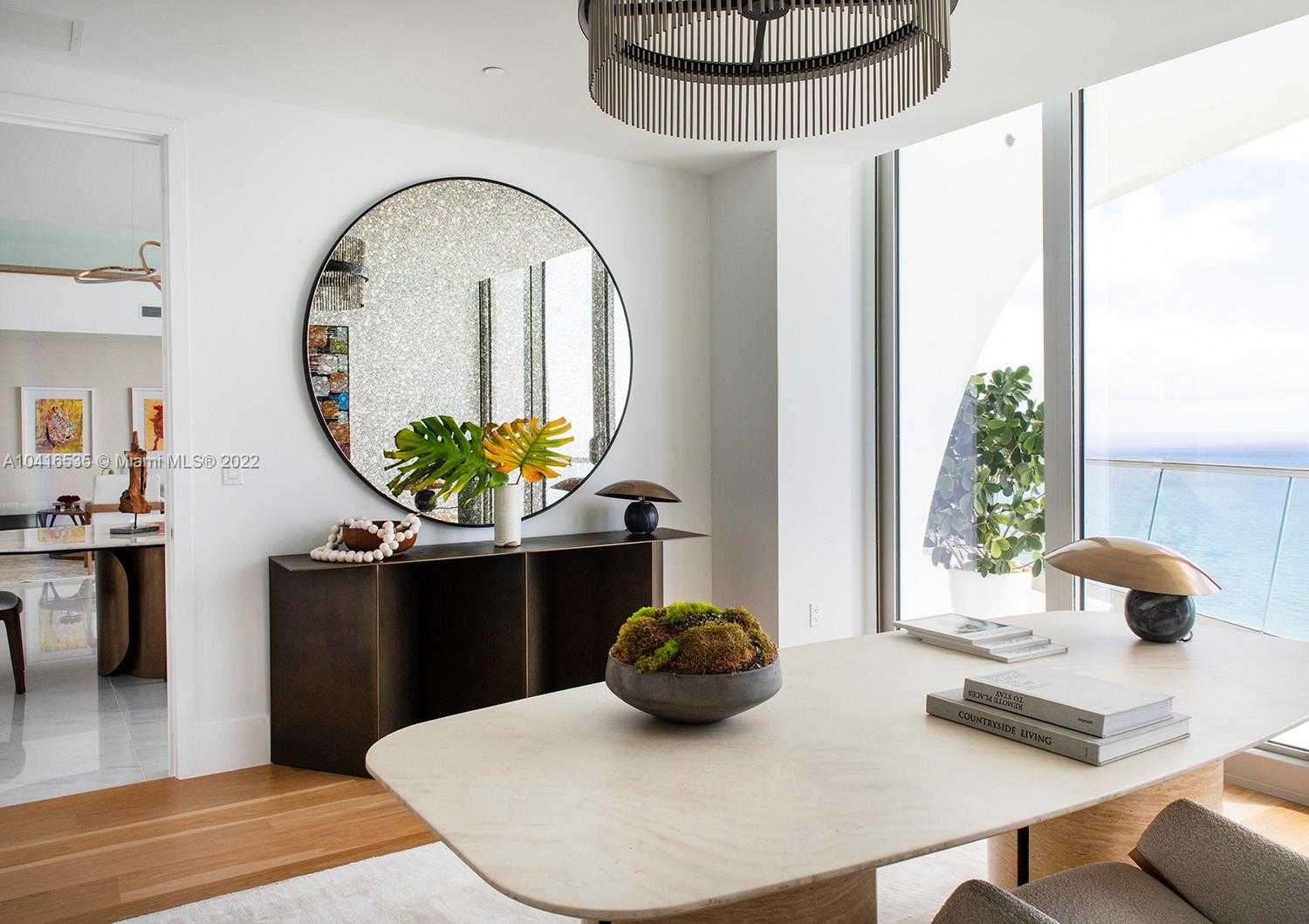 Small Image of 16901 Collins Ave, Sunny Isles Beach, FL 33160, USA Number 21
