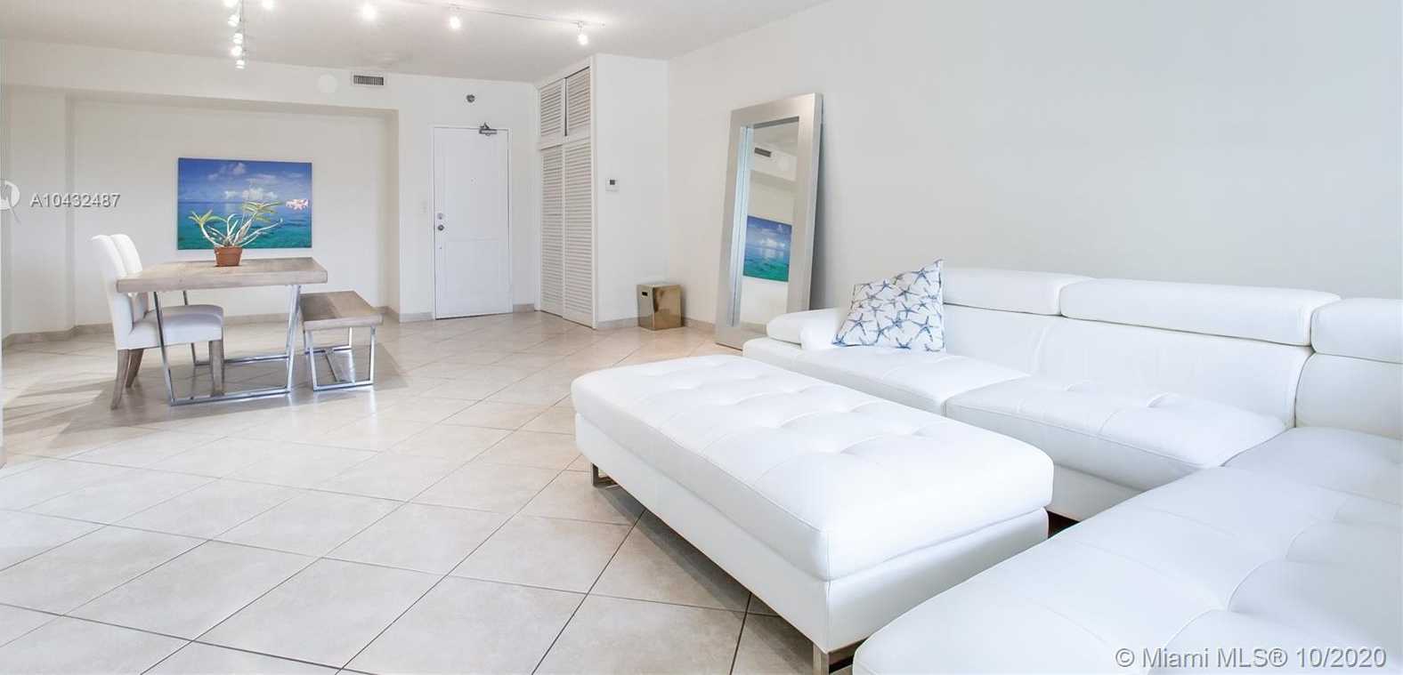 Small Image of 10185 Collins Ave, Bal Harbour, FL 33154, USA Number 5
