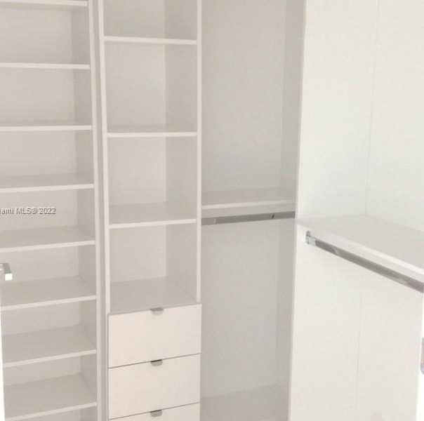 Small Image of Brickell House, 1300 Brickell Bay Dr, Miami, FL 33131, USA Number 10
