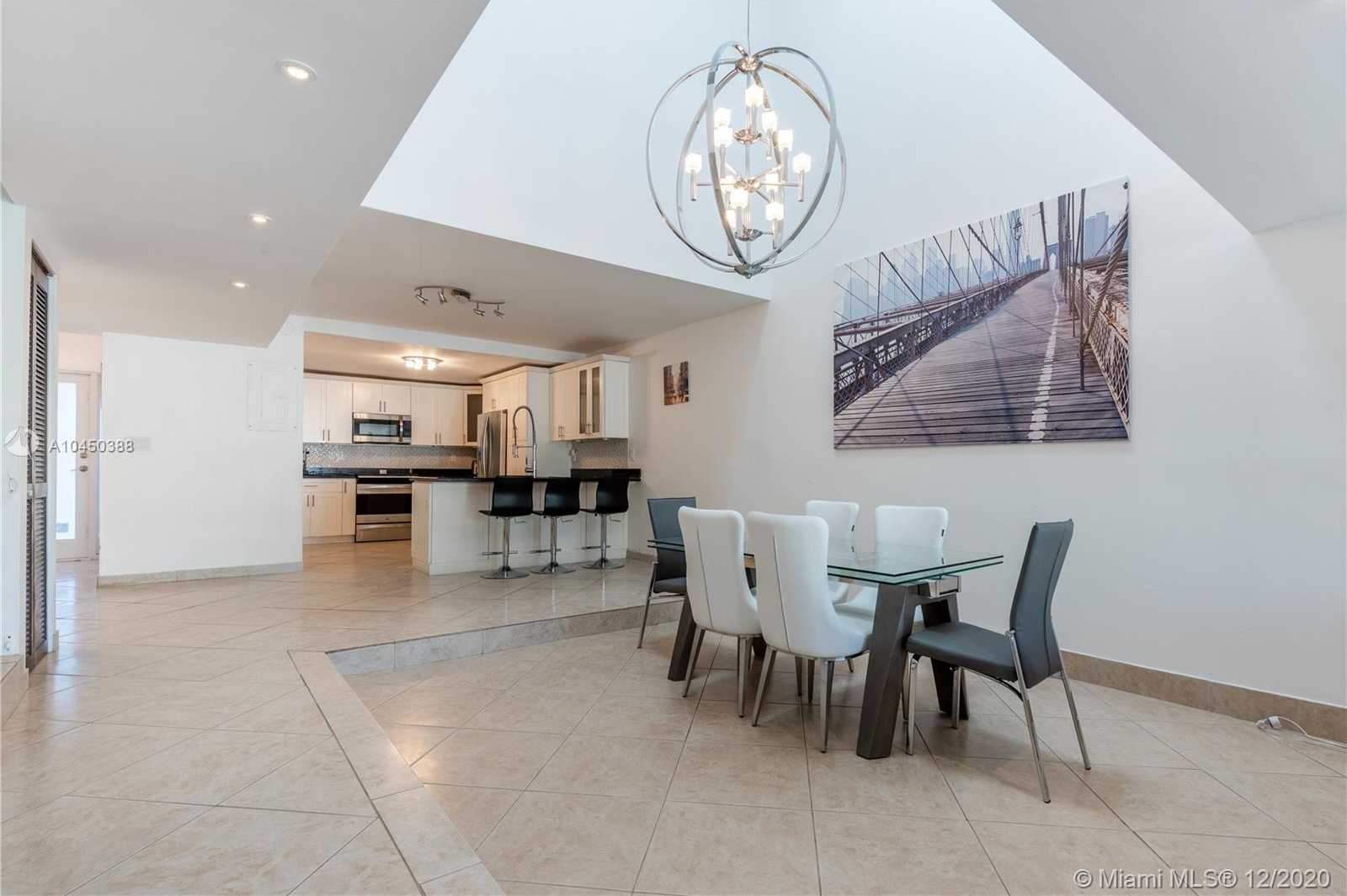 Small Image of 303 POINCIANA DR #703, Sunny Isles Beach Number 14