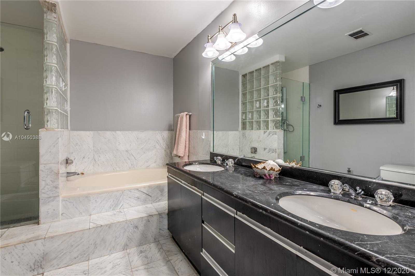 Small Image of 303 POINCIANA DR #703, Sunny Isles Beach Number 18