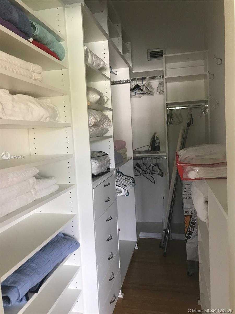 Small Image of 303 POINCIANA DR #703, Sunny Isles Beach Number 25