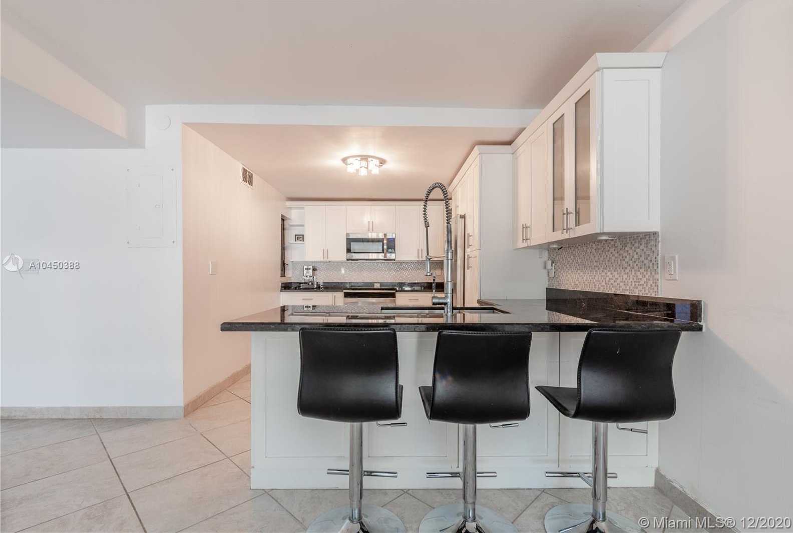 Small Image of 303 POINCIANA DR #703, Sunny Isles Beach Number 6