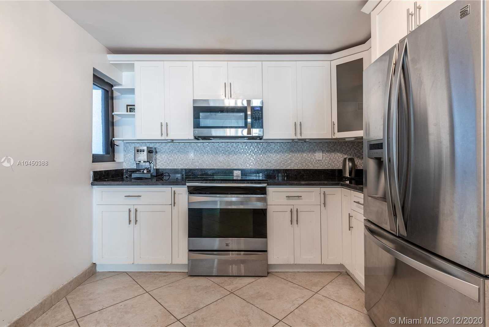 Small Image of 303 POINCIANA DR #703, Sunny Isles Beach Number 8