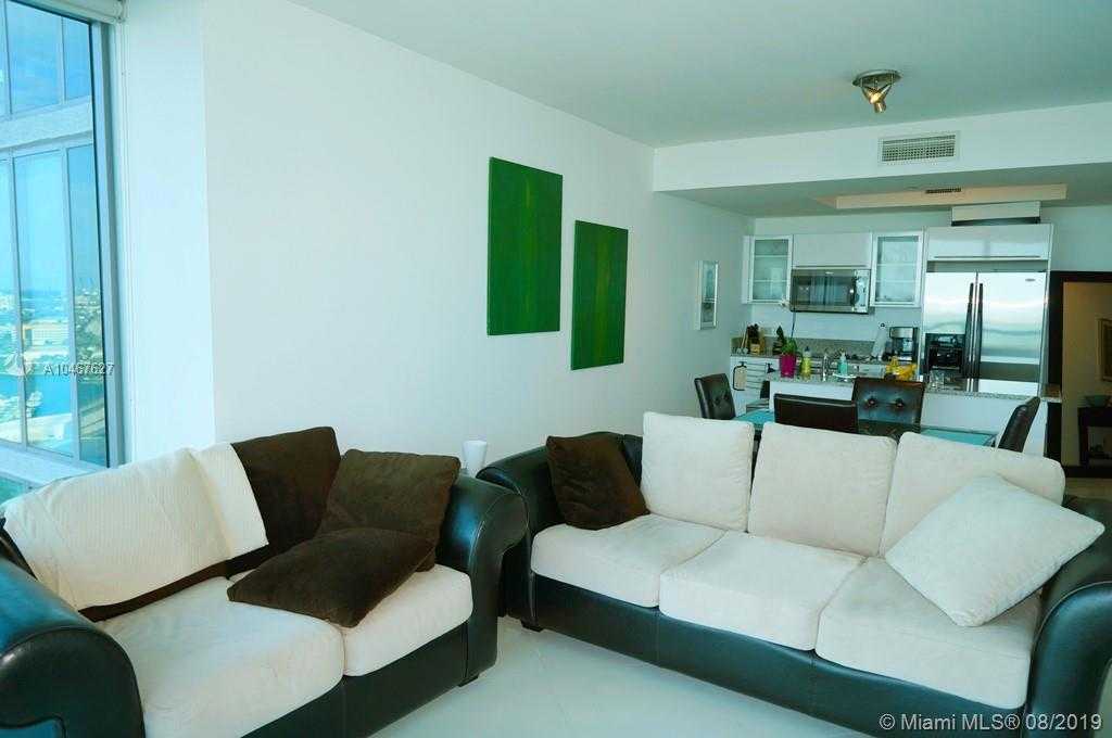 Small Image of 888 Biscayne Blvd, Miami, FL 33132, USA Number 6