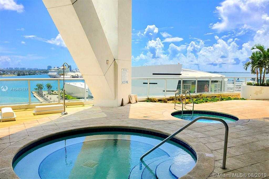Small Image of 888 Biscayne Blvd, Miami, FL 33132, USA Number 8