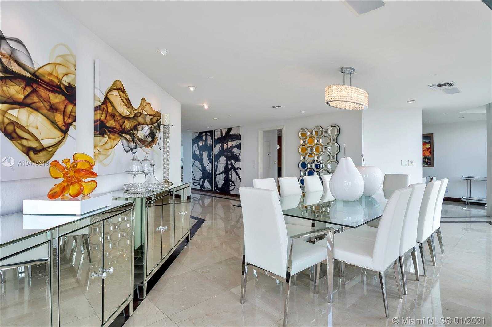 Small Image of Santa Maria, 1643 Brickell Ave, Miami, FL 33129, USA Number 19
