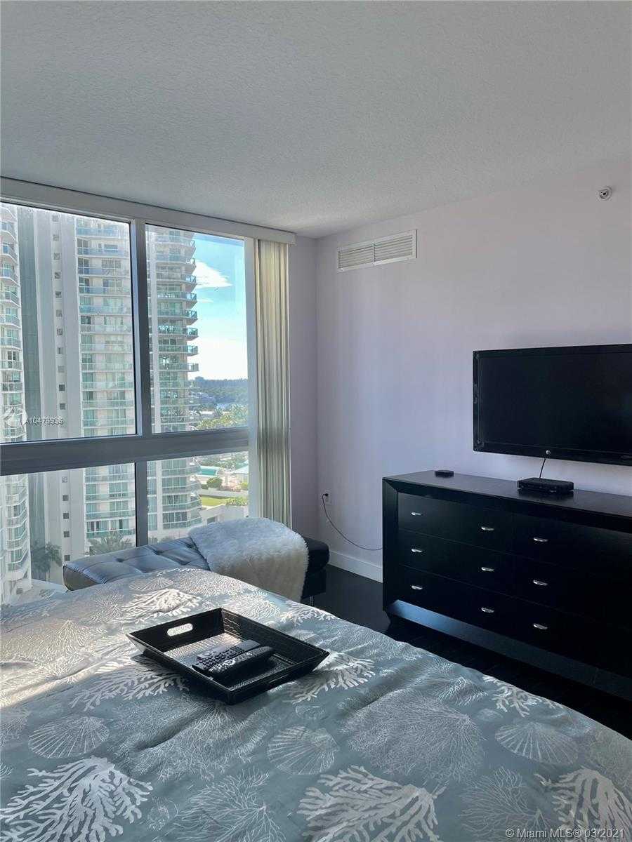 Small Image of 150 Sunny Isles Blvd, Sunny Isles Beach, FL 33160, USA Number 14