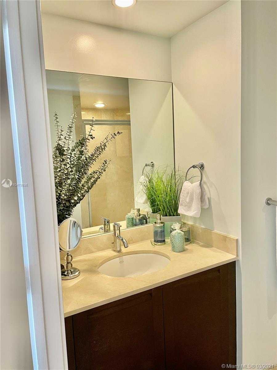 Small Image of 150 Sunny Isles Blvd, Sunny Isles Beach, FL 33160, USA Number 23