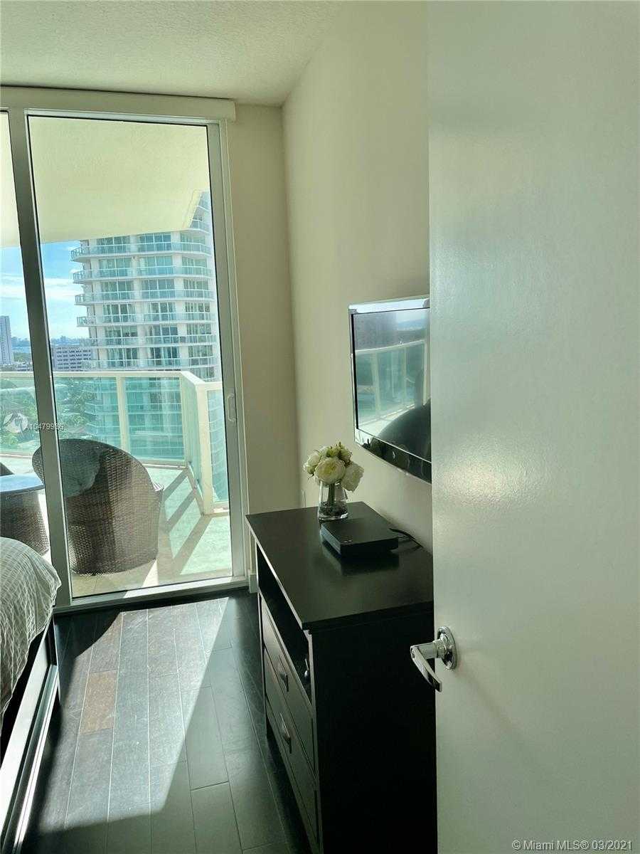 Small Image of 150 Sunny Isles Blvd, Sunny Isles Beach, FL 33160, USA Number 24