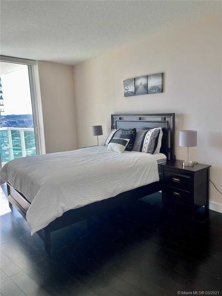 Small Image of 150 Sunny Isles Blvd, Sunny Isles Beach, FL 33160, USA Number 25