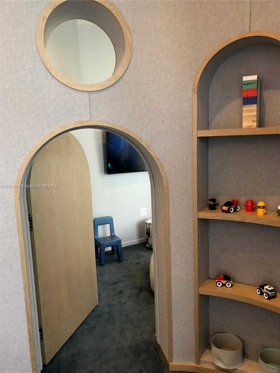 Small Image of 801 SOUTH MIAMI AVE #4905, Miami Number 38