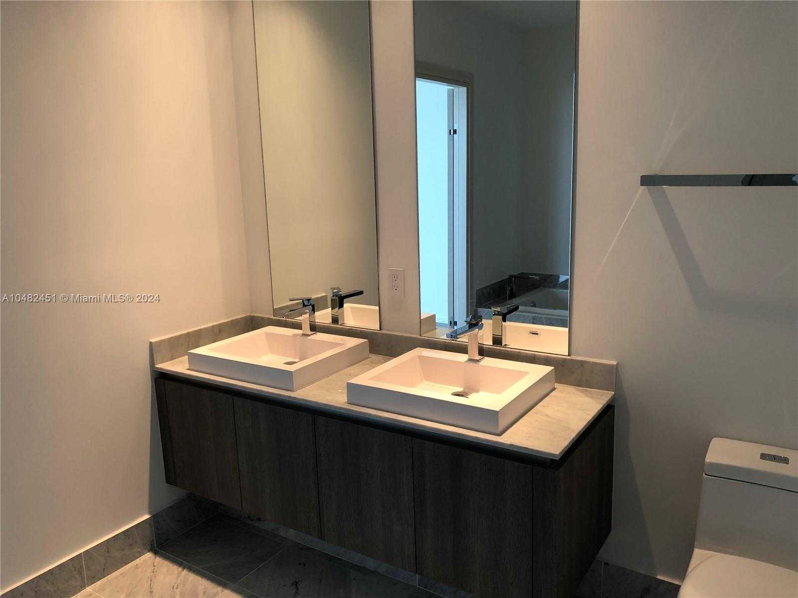Small Image of 801 SOUTH MIAMI AVE #4905, Miami Number 9