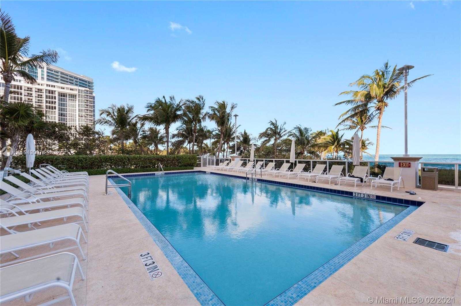 Small Image of 10225 Collins Ave, Bal Harbour, FL 33154, USA Number 6