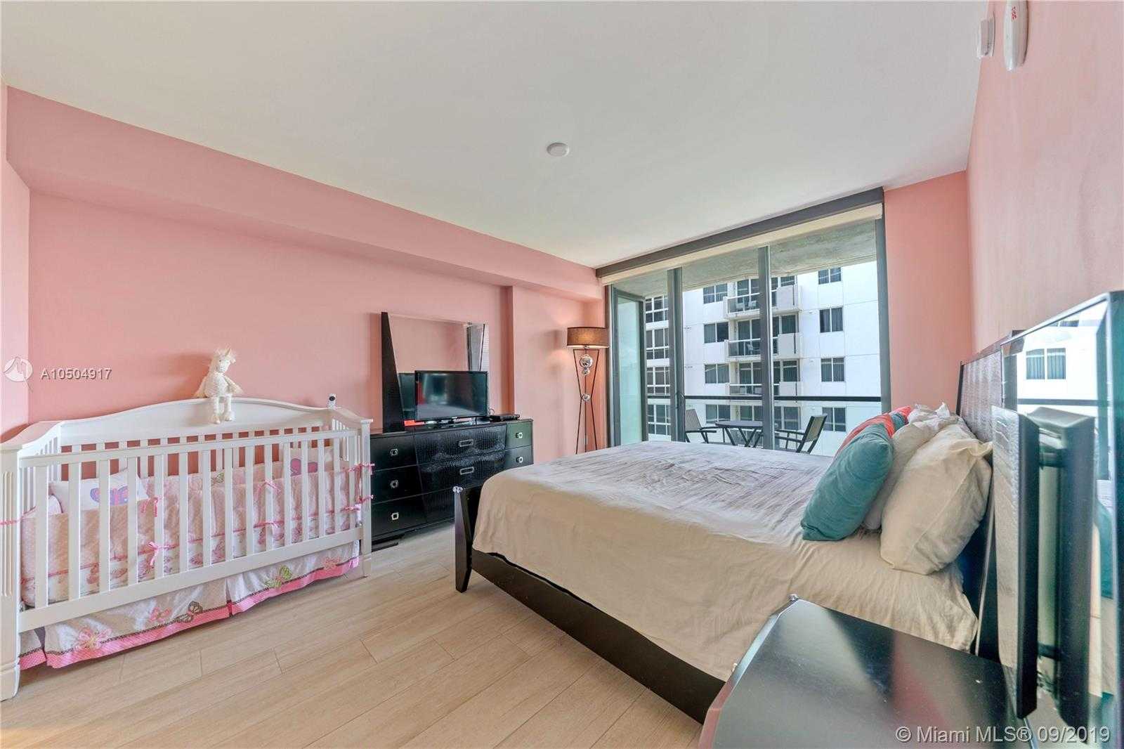 Small Image of 201 SOUTH WEST 17TH RD #602, Miami Number 9
