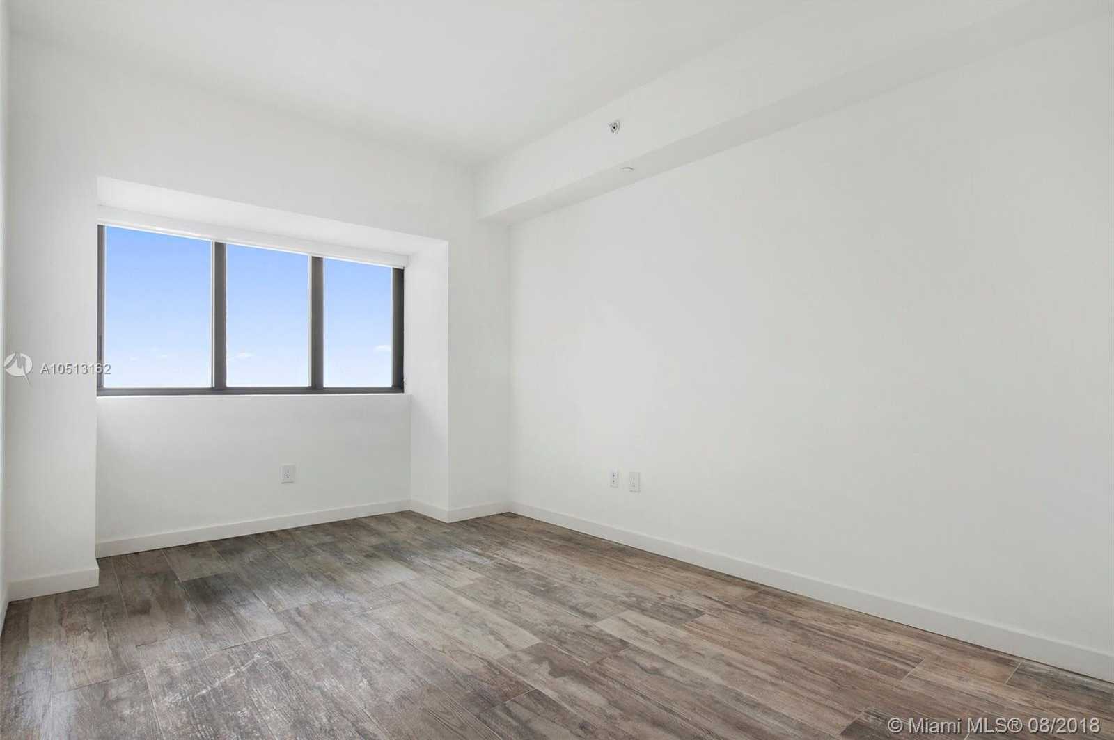 Small Image of 650 NORTH EAST 32 ST #3401, Miami Number 16