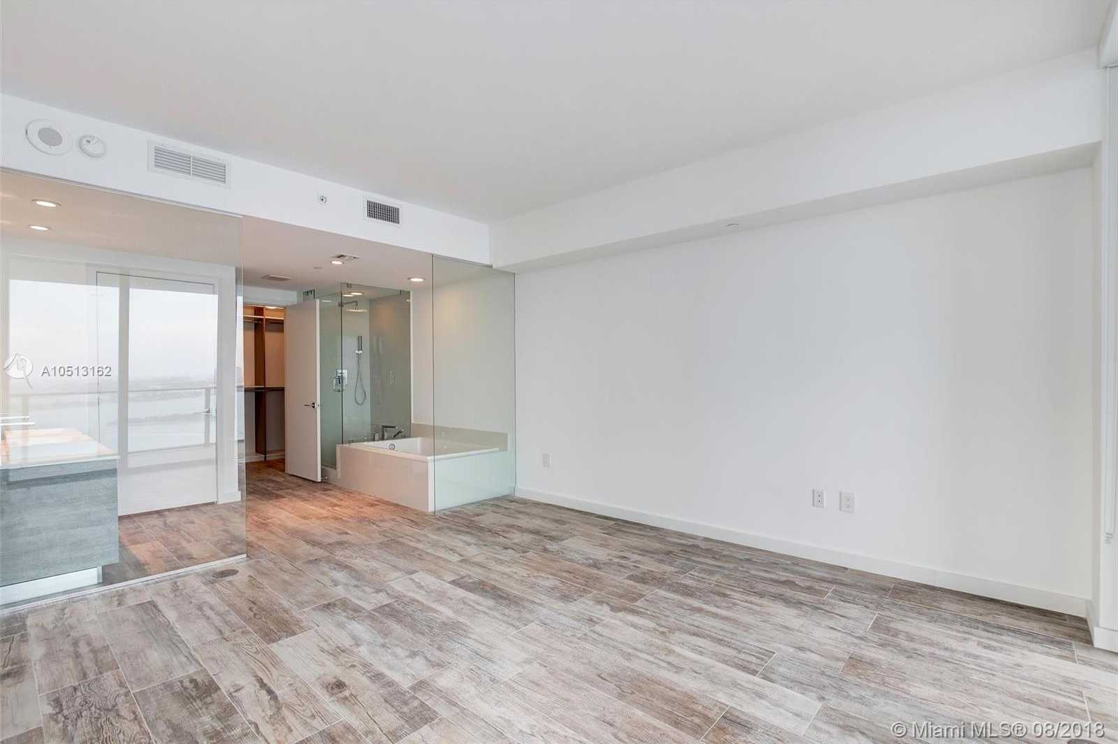 Small Image of 650 NORTH EAST 32 ST #3401, Miami Number 4