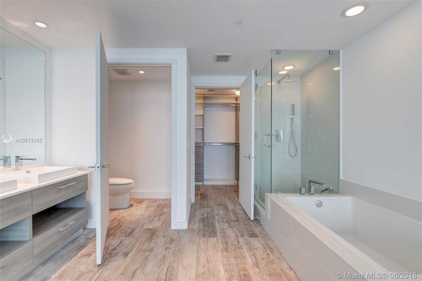 Small Image of 650 NORTH EAST 32 ST #3401, Miami Number 5
