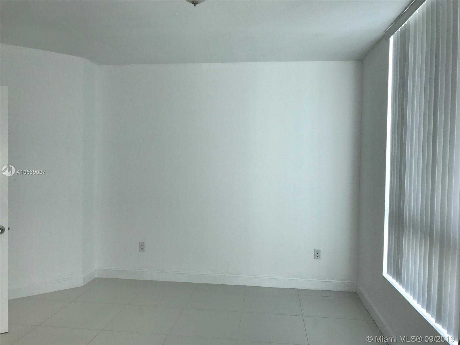 Small Image of 350 S MIAMI AV #1111, Miami Number 7