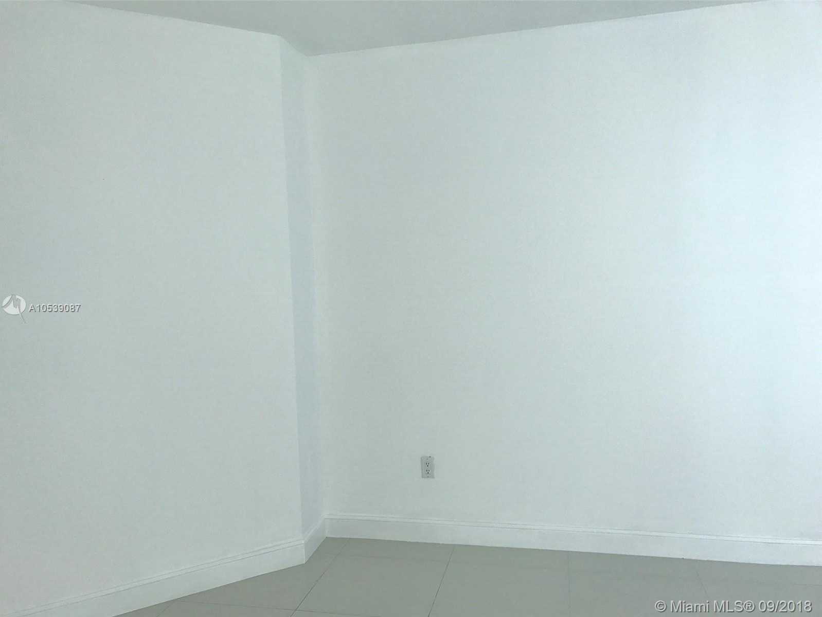 Small Image of 350 S MIAMI AV #1111, Miami Number 9