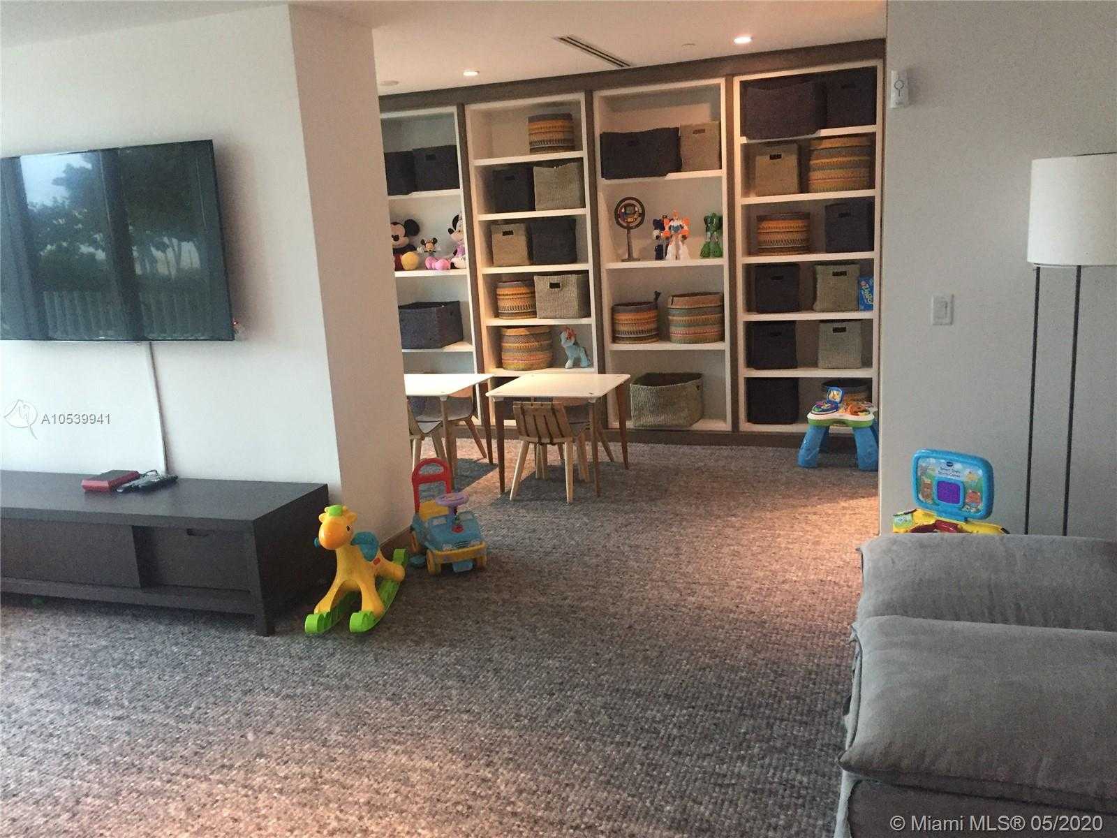 Small Image of 360 OCEAN DR #701S, Key Biscayne Number 35