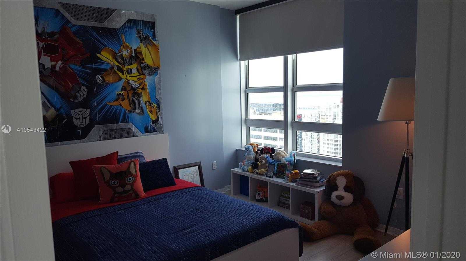 Small Image of 950 BRICKELL BAY DR #4007, Miami Number 12