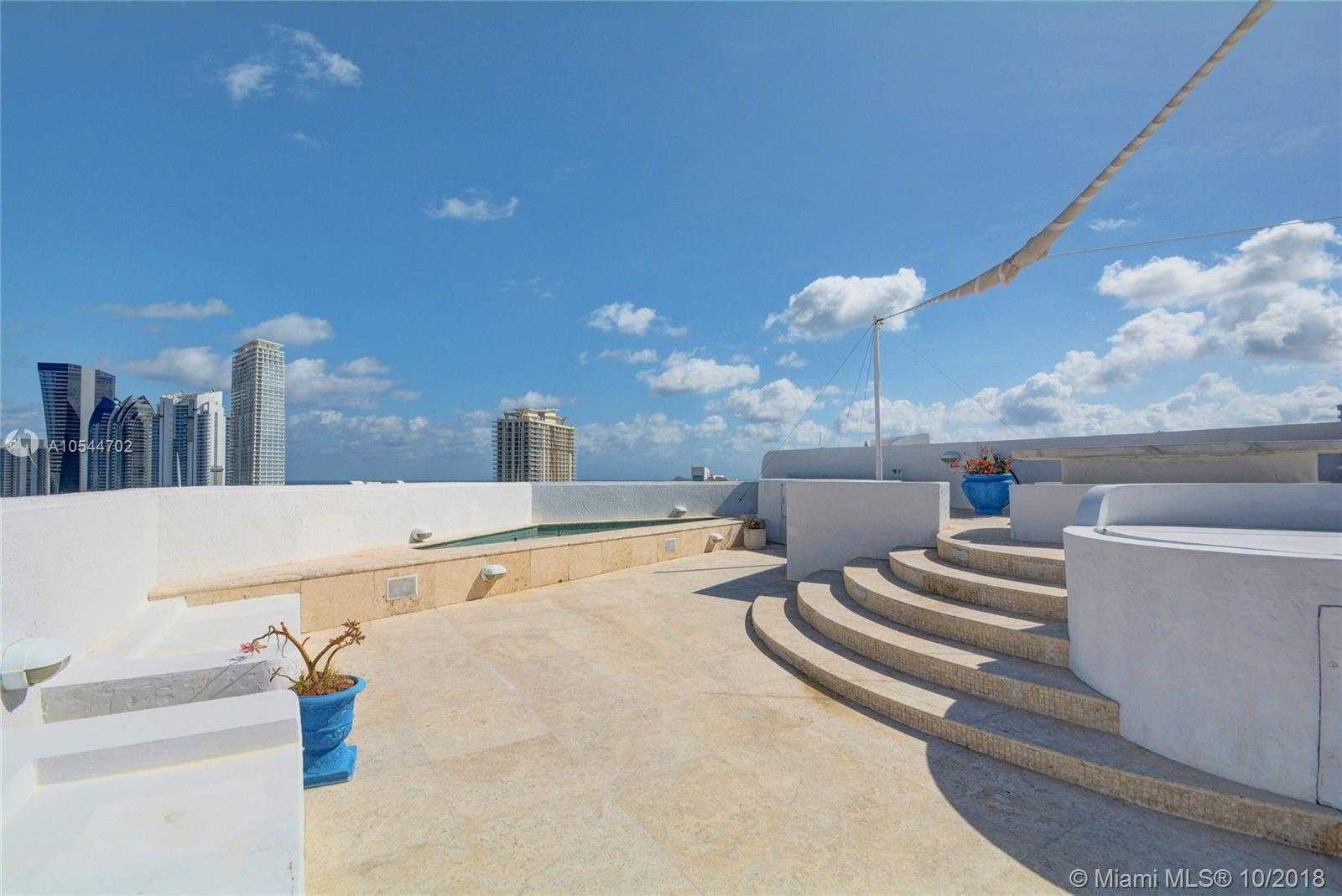 Small Object Image