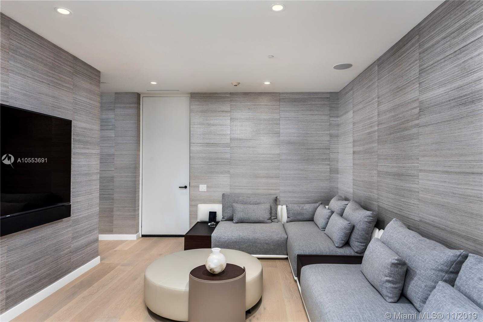 Small Image of 3315 Collins Ave, Miami Beach, FL 33140, USA Number 25