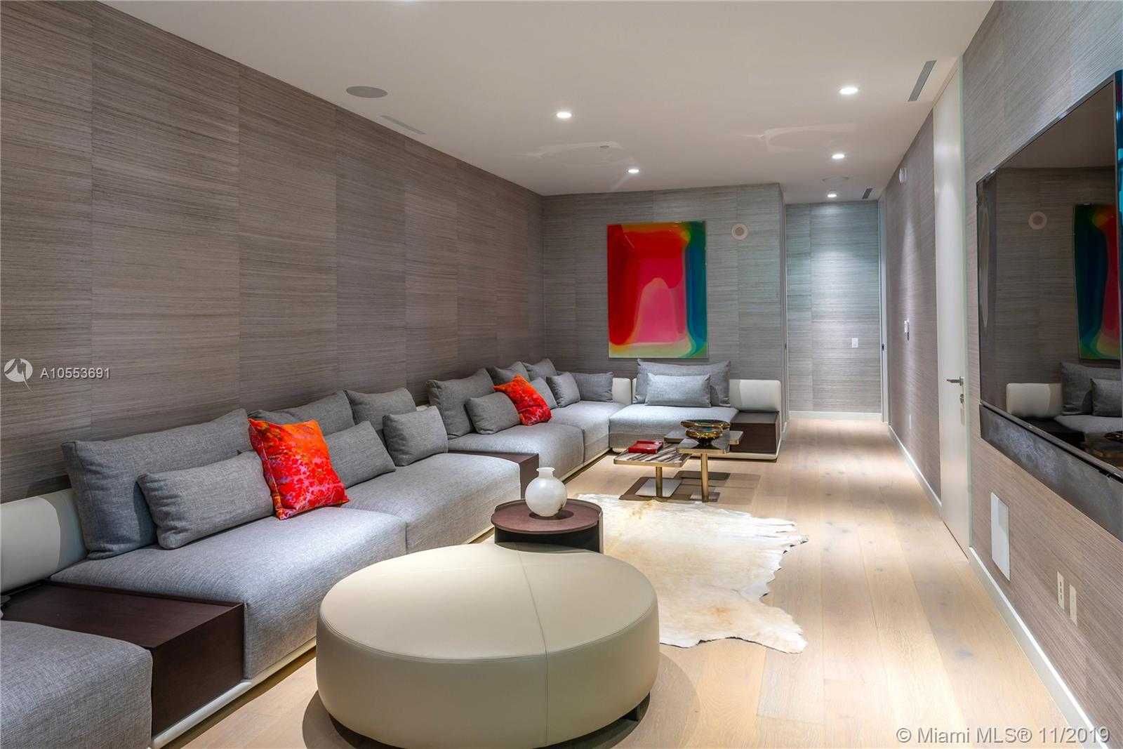 Small Image of 3315 Collins Ave, Miami Beach, FL 33140, USA Number 26