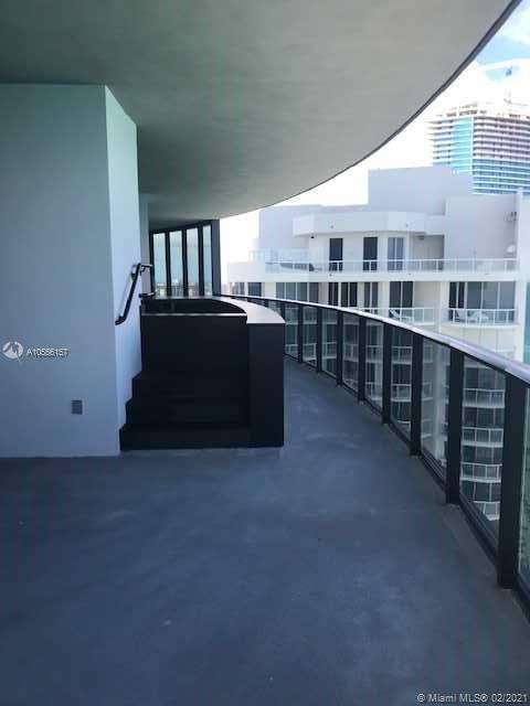 Small Image of 18555 Collins Ave, Sunny Isles Beach, FL 33160, USA Number 66