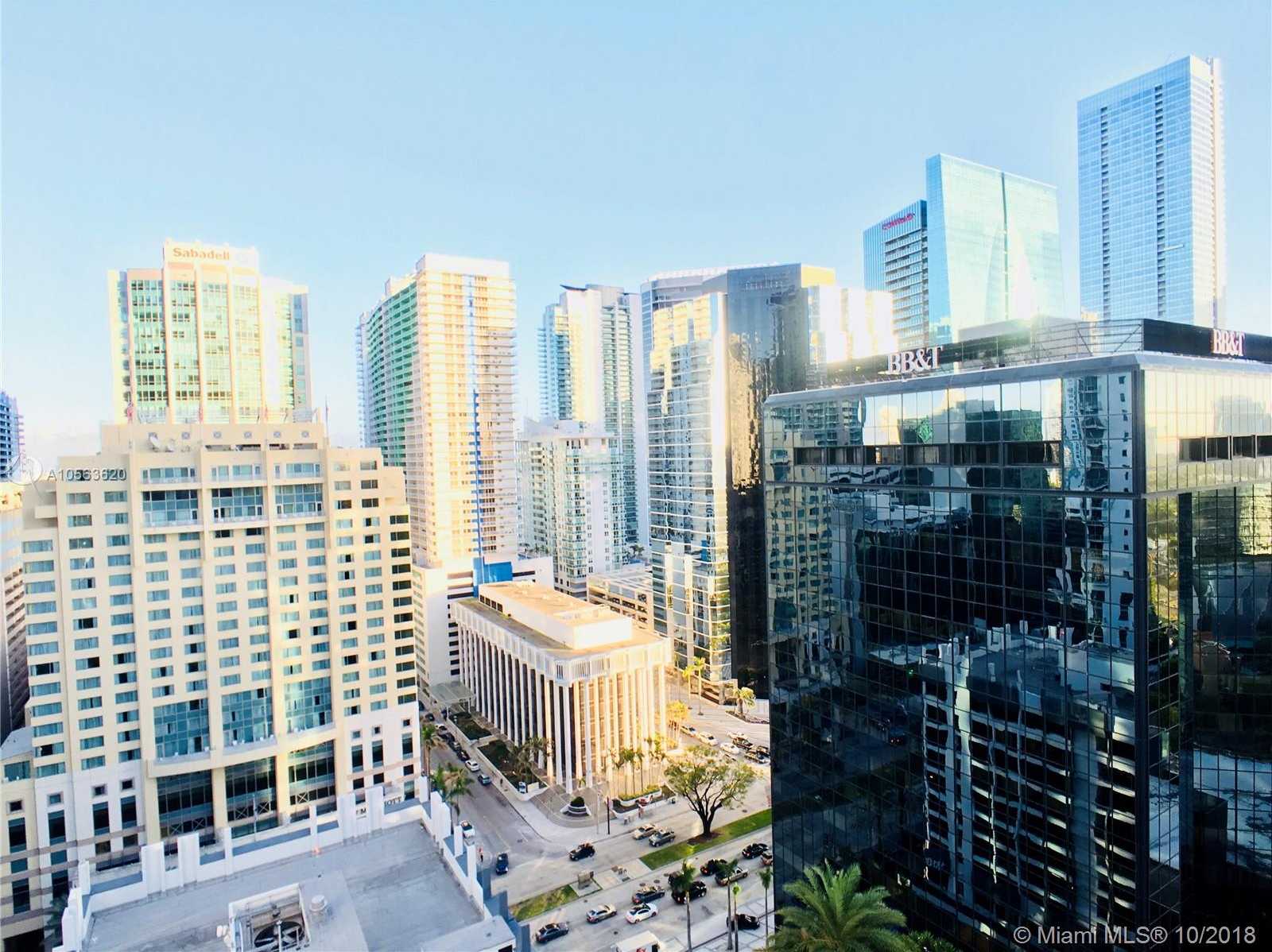 Small Image of 1080 Brickell Ave, Miami, FL 33131, USA Number 10